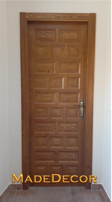 PUERTA MACIZA CUARTERONES