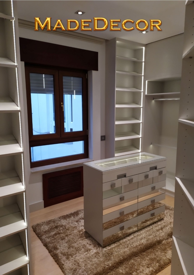 Vestidor: Diseño, Lacado, Iluminación Led integrada