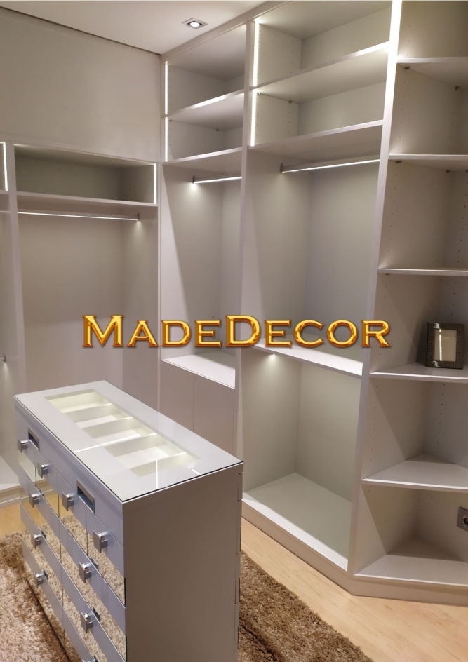 Vestidor: Diseño, Lacado, Iluminación Led integrada
