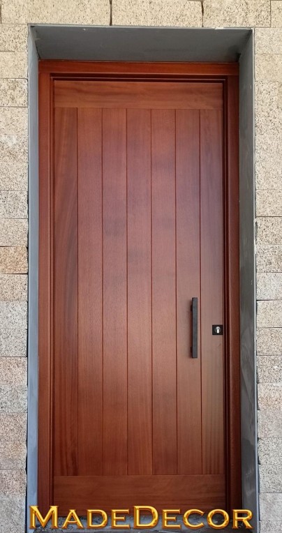 PUERTA EXTERIOR MADERA IROKO- MODELO LAMAS