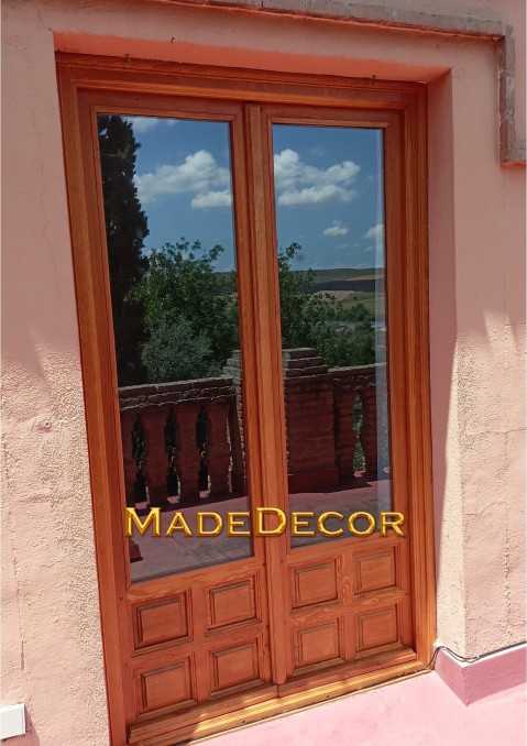PUERTAS, VENTANAS Y BALCONES DE MADERA, DISEÑOS A MEDIDA