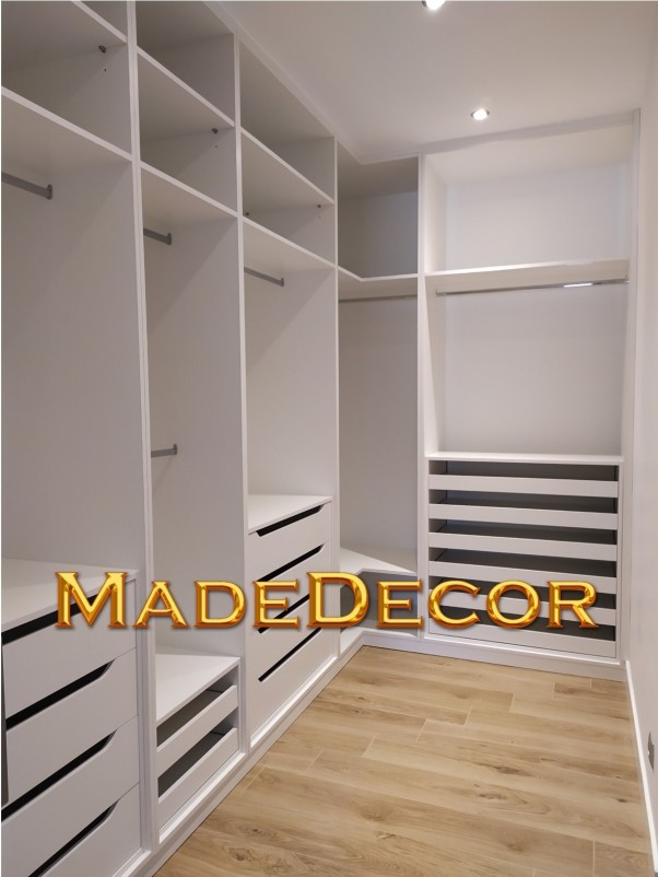 VESTIDOR EN L BLANCO MELAMINADO